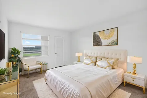 4039 Hythe C Boca Raton FL 33434
