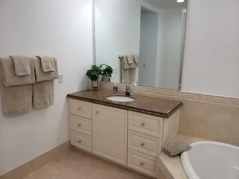 10 Harbour Isle Drive E Fort Pierce FL 34949
