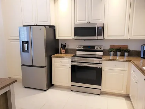 10 Harbour Isle Drive E Fort Pierce FL 34949