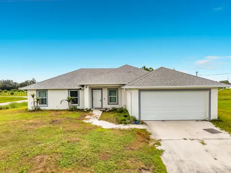 2501 E 17th Street Lehigh Acres FL 33972