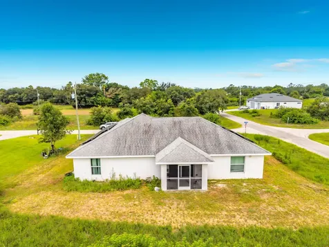 2501 E 17th Street Lehigh Acres FL 33972