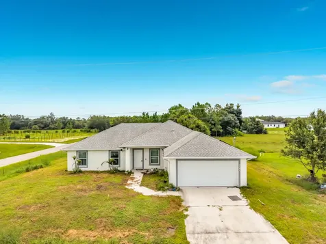 2501 E 17th Street Lehigh Acres FL 33972
