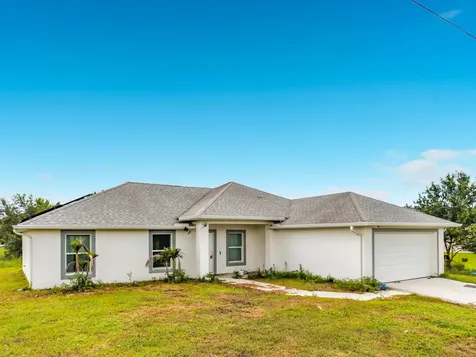 2501 E 17th Street Lehigh Acres FL 33972