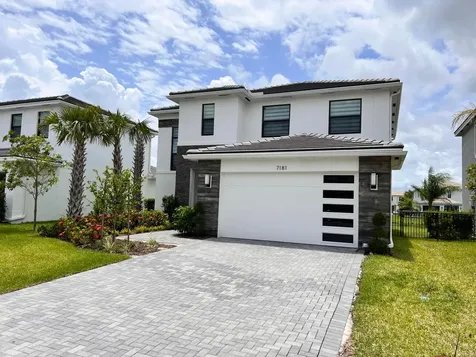 7181 Villamar Way Lake Worth FL 33463