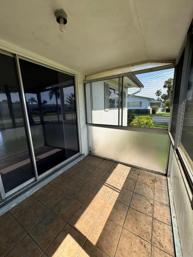 2885 Crosley Drive E West Palm Beach FL 33415