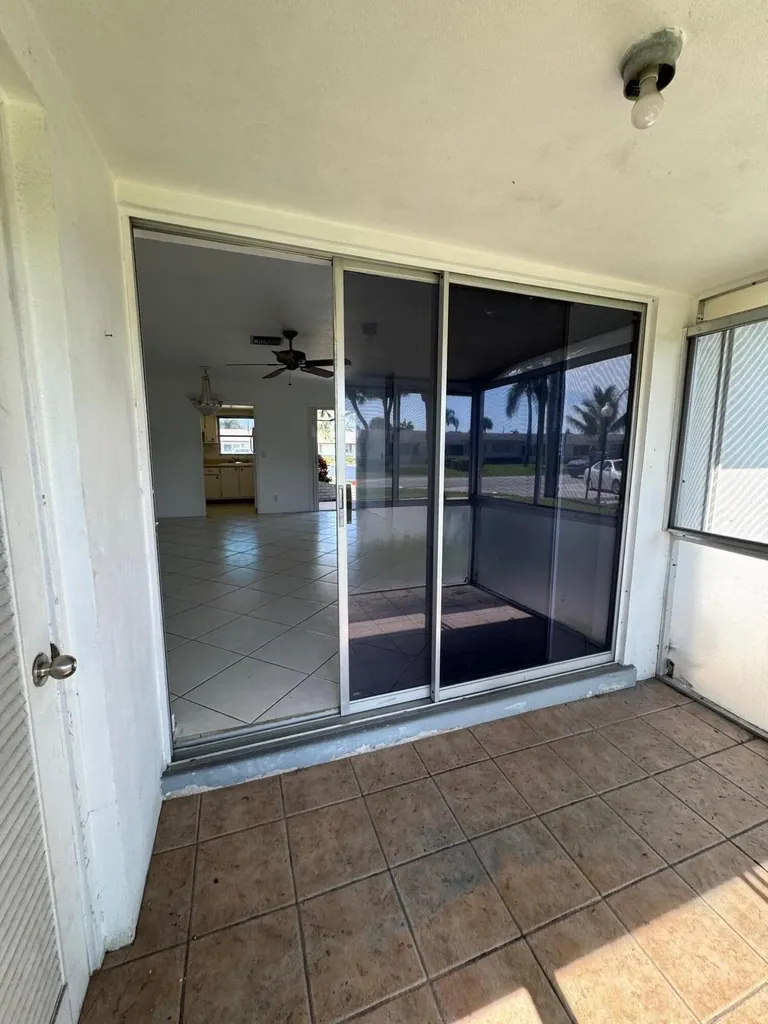 2885 Crosley Drive E West Palm Beach FL 33415