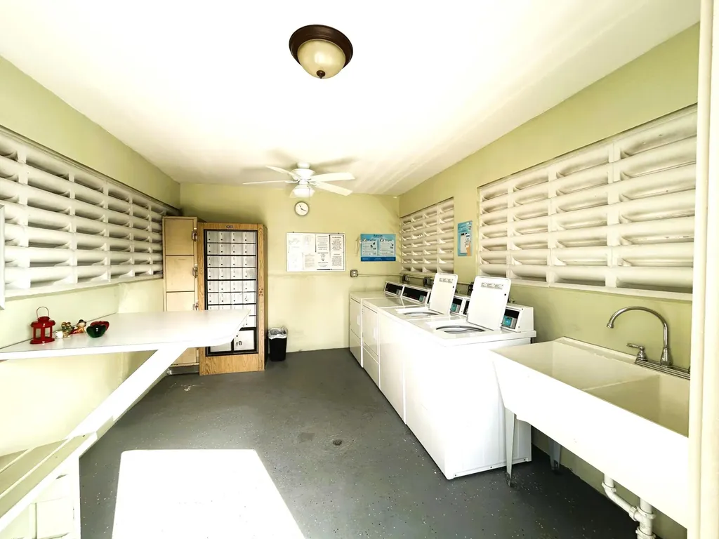 2885 Crosley Drive E West Palm Beach FL 33415