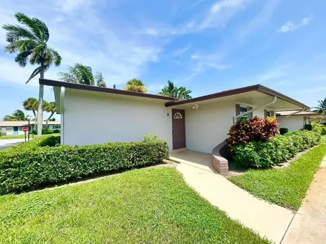 2885 Crosley Drive E West Palm Beach FL 33415