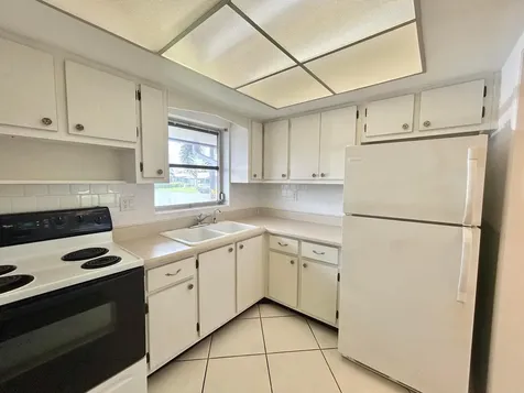2885 Crosley Drive E West Palm Beach FL 33415