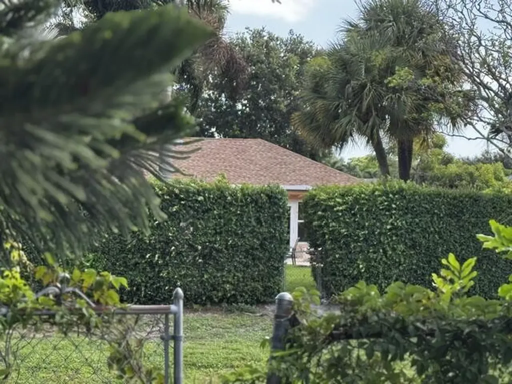 4259 Empress Street Palm Beach Gardens FL 33410