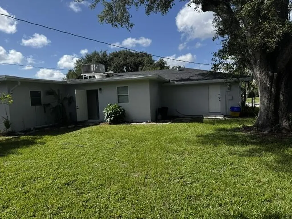 4259 Empress Street Palm Beach Gardens FL 33410