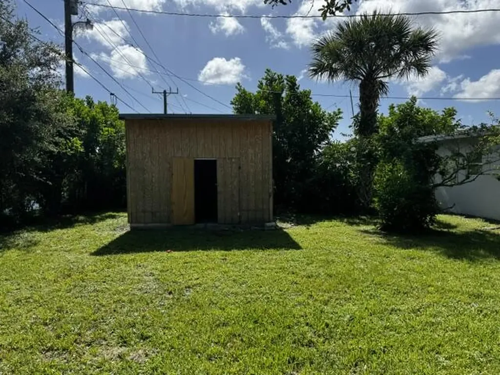 4259 Empress Street Palm Beach Gardens FL 33410