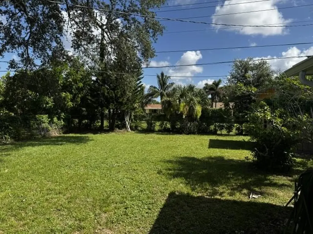 4259 Empress Street Palm Beach Gardens FL 33410