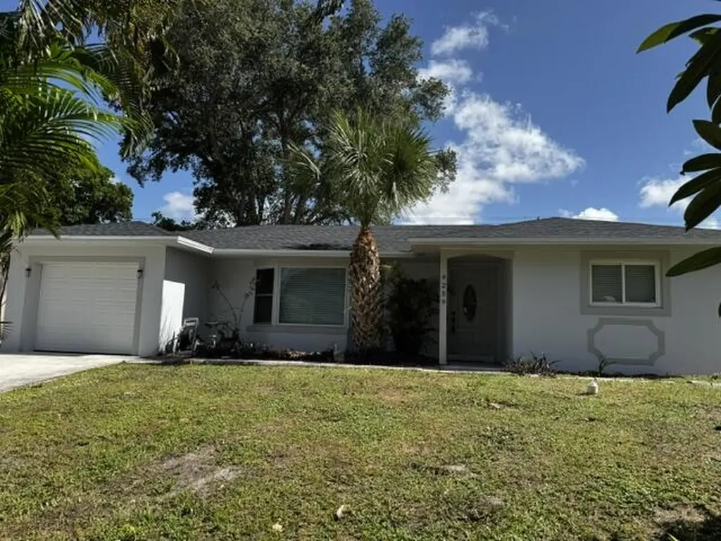4259 Empress Street Palm Beach Gardens FL 33410
