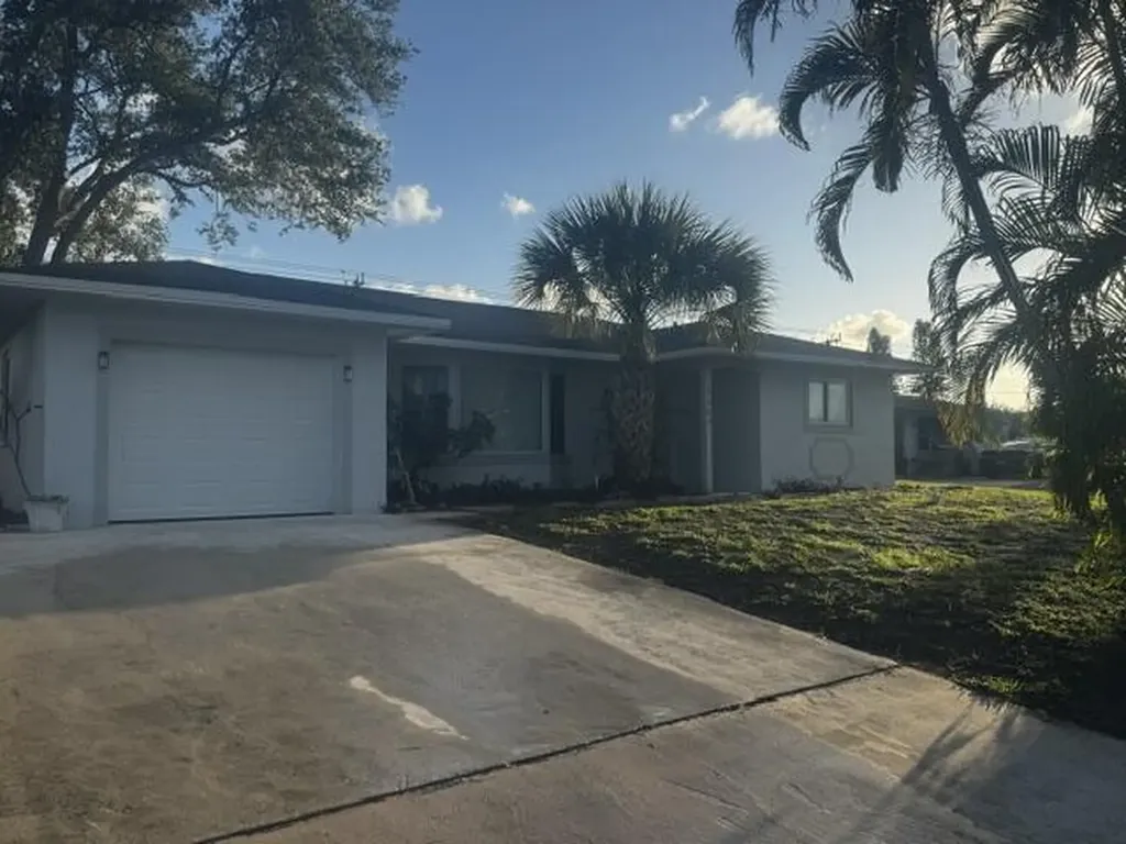 4259 Empress Street Palm Beach Gardens FL 33410