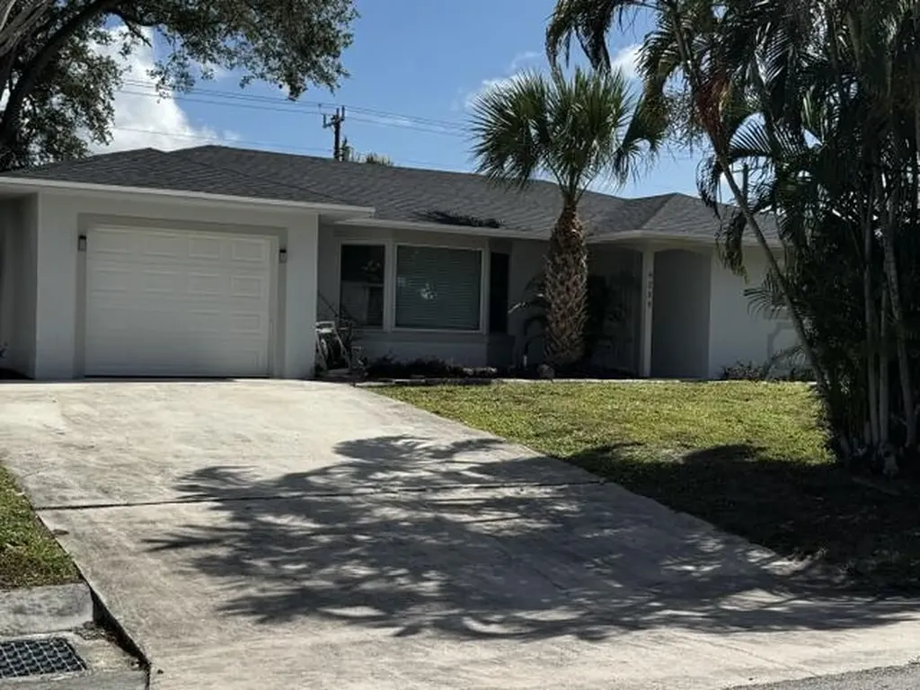 4259 Empress Street Palm Beach Gardens FL 33410