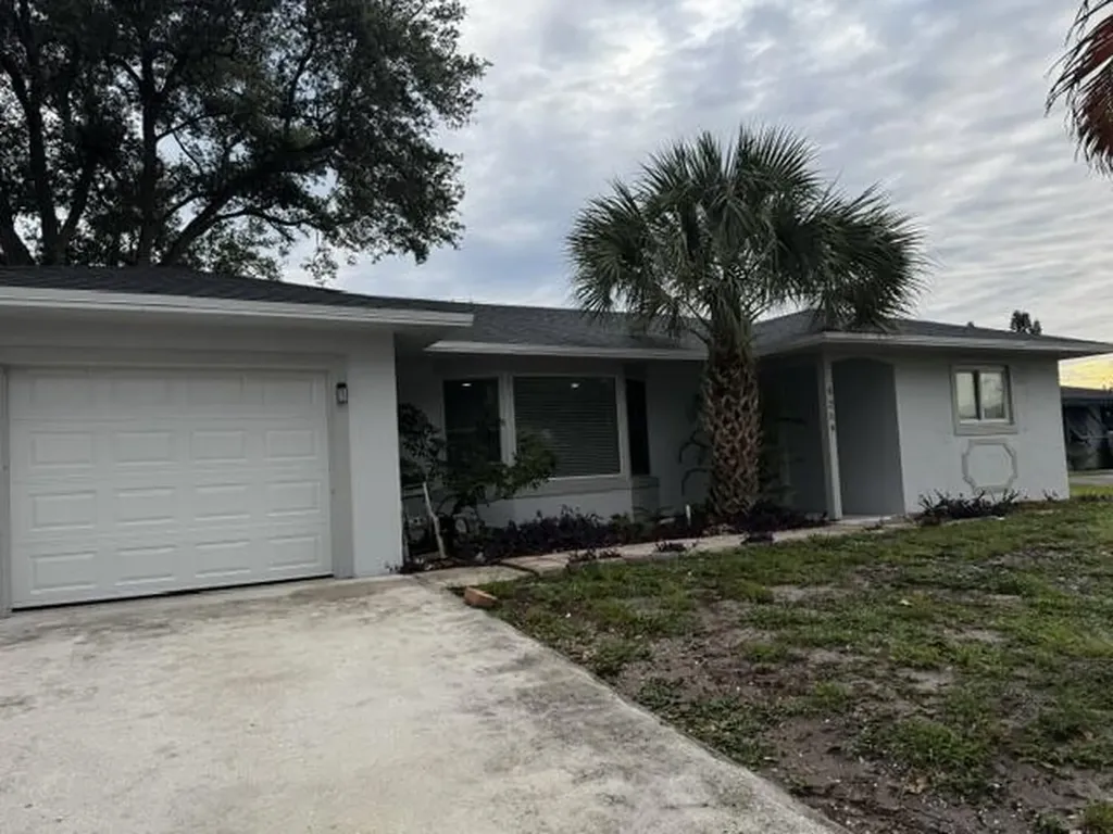 4259 Empress Street Palm Beach Gardens FL 33410