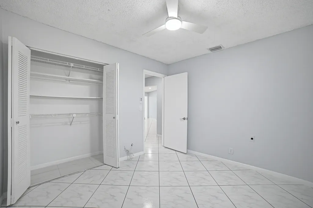 5284 Breadfruit Circle Delray Beach FL 33484