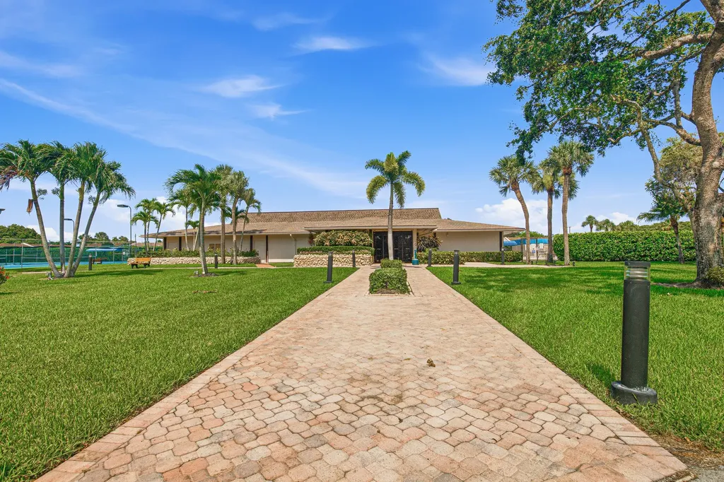 5284 Breadfruit Circle Delray Beach FL 33484