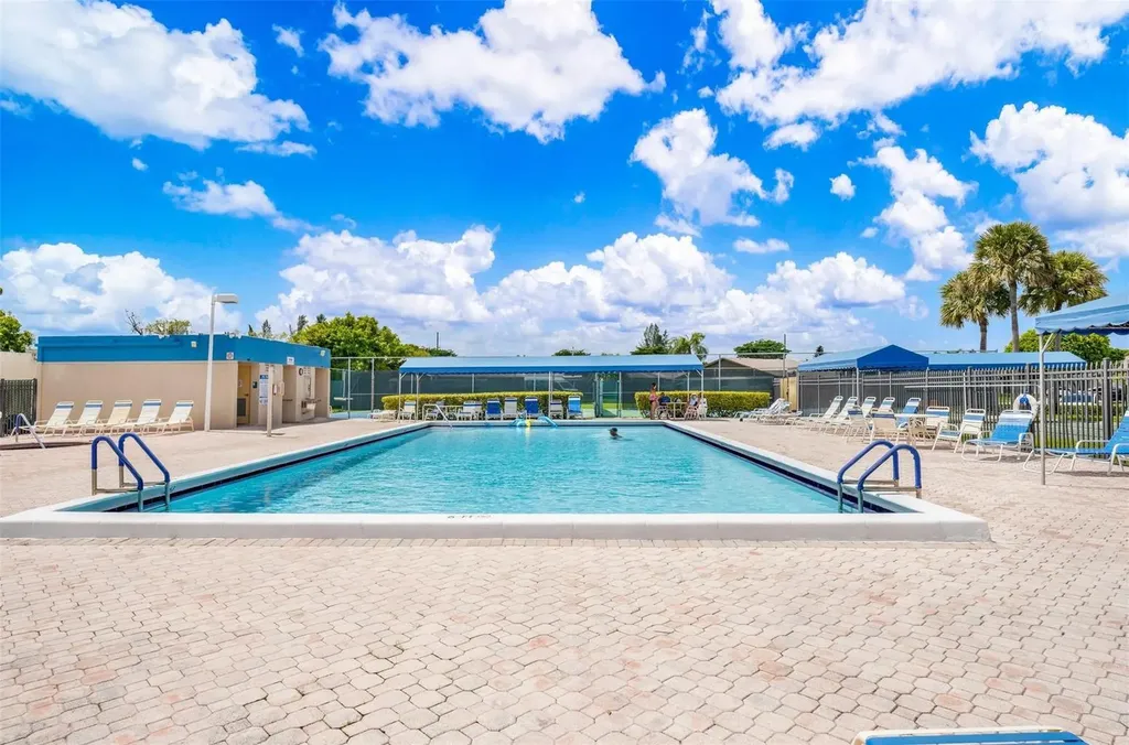 5284 Breadfruit Circle Delray Beach FL 33484