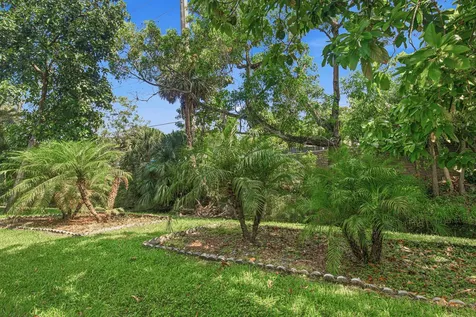 5284 Breadfruit Circle Delray Beach FL 33484