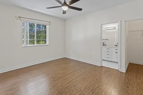 1216 NW 100th Avenue Pembroke Pines FL 33024