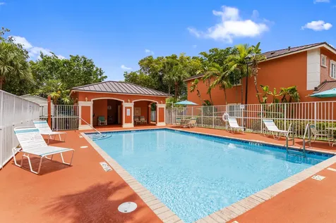 1216 NW 100th Avenue Pembroke Pines FL 33024