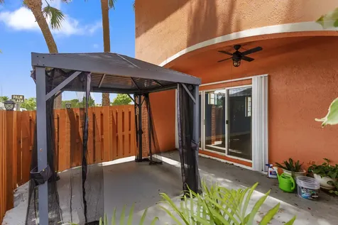 1216 NW 100th Avenue Pembroke Pines FL 33024