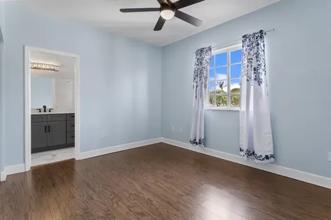 1216 NW 100th Avenue Pembroke Pines FL 33024