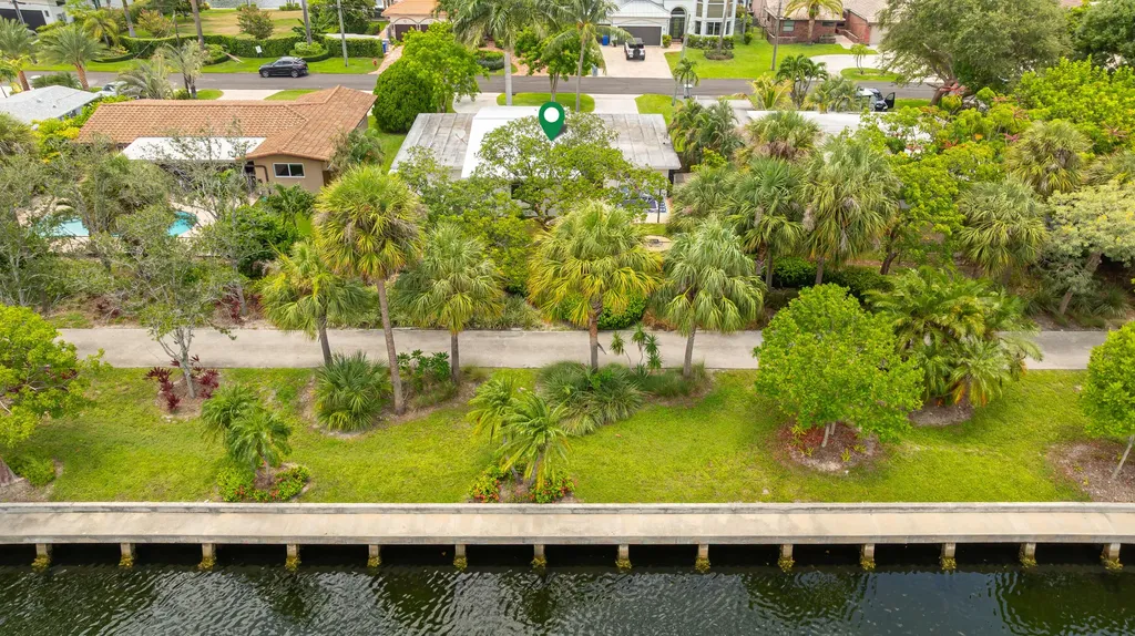 2870 NE 18th Street Pompano Beach FL 33062