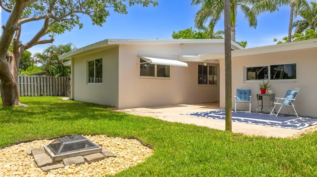 2870 NE 18th Street Pompano Beach FL 33062