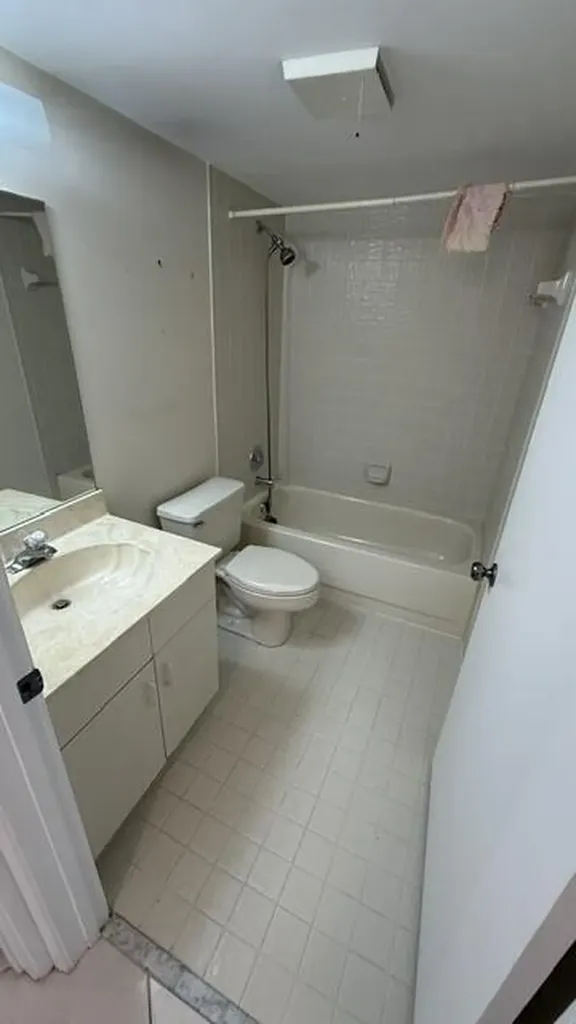 2334 S Cypress Bend Drive Pompano Beach FL 33069