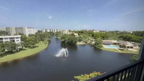 2334 S Cypress Bend Drive Pompano Beach FL 33069