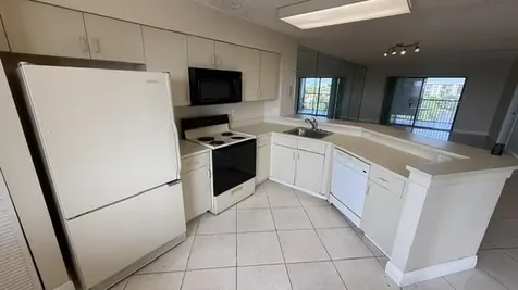 2334 S Cypress Bend Drive Pompano Beach FL 33069