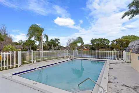 2327 Waterside Drive Lake Worth FL 33461