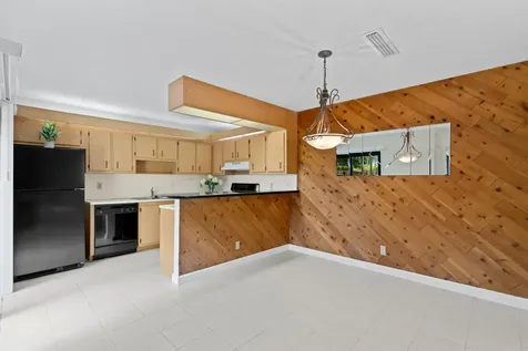 2327 Waterside Drive Lake Worth FL 33461