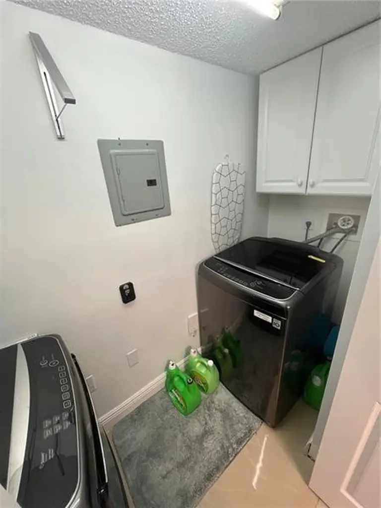 5051 Wiles Road Coconut Creek FL 33073