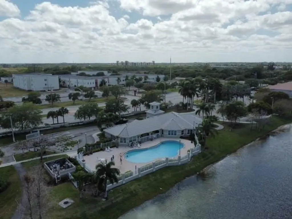 5051 Wiles Road Coconut Creek FL 33073