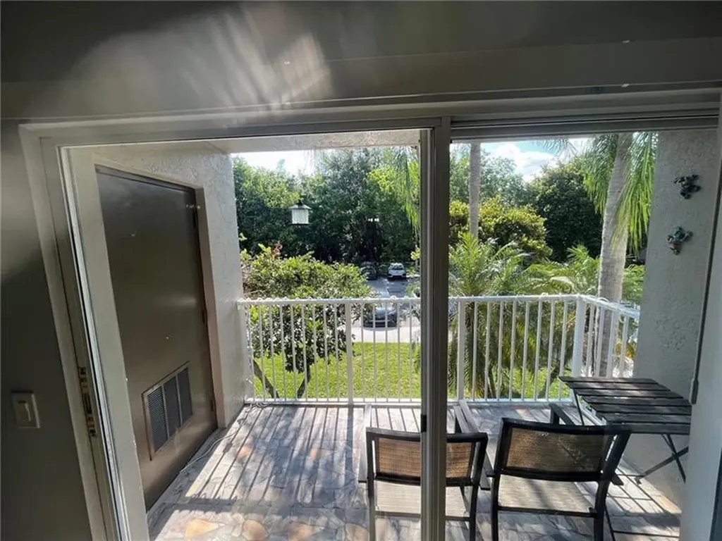 5051 Wiles Road Coconut Creek FL 33073
