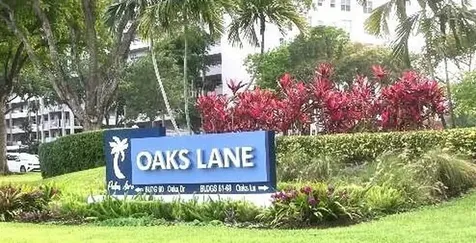 565 Oaks Lane Pompano Beach FL 33069