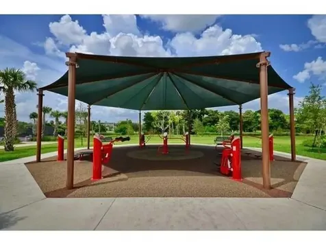 565 Oaks Lane Pompano Beach FL 33069