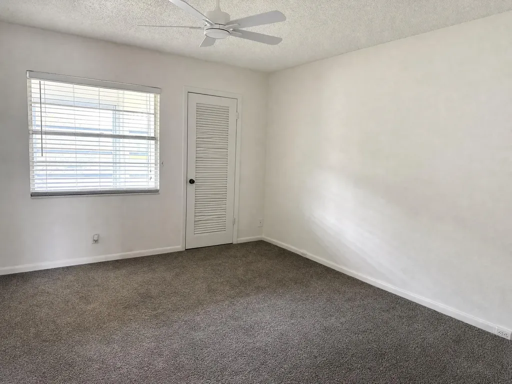 2005 Hythe A Boca Raton FL 33434