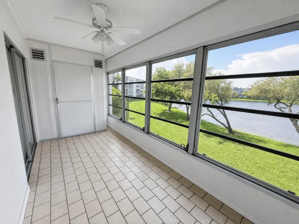 2005 Hythe A Boca Raton FL 33434