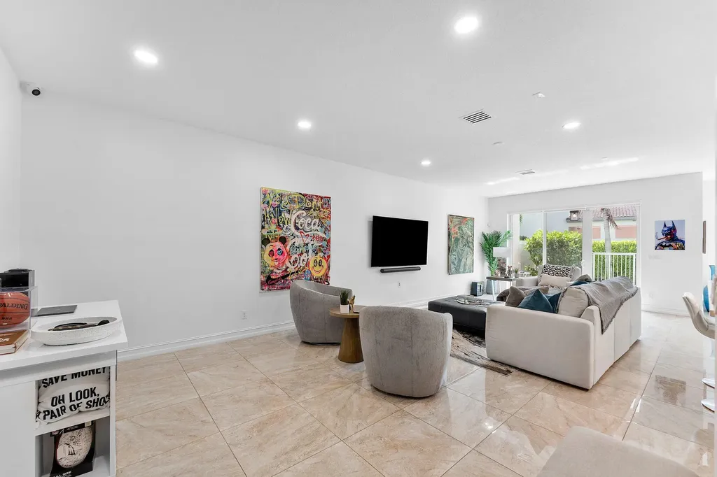 100 NW 69th Circle Boca Raton FL 33487