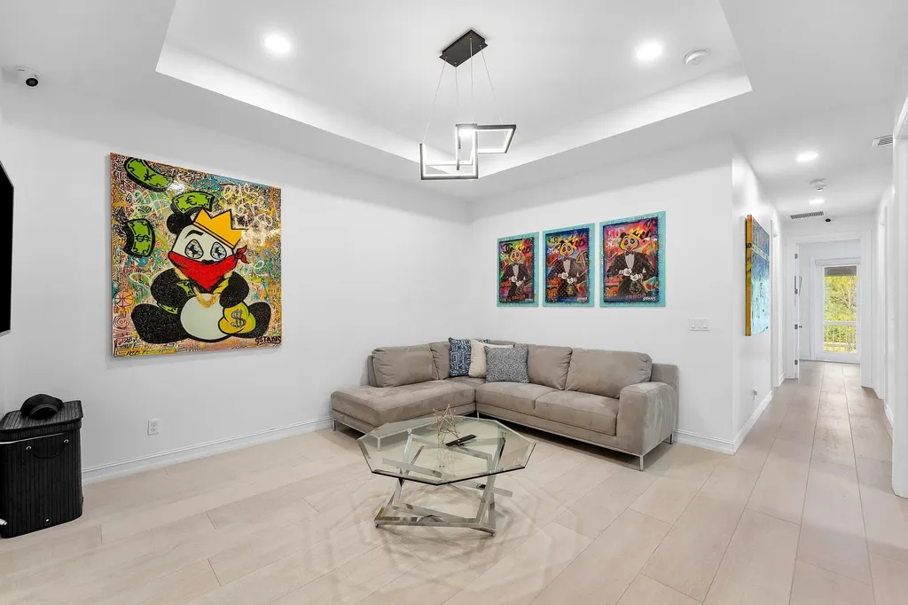 100 NW 69th Circle Boca Raton FL 33487