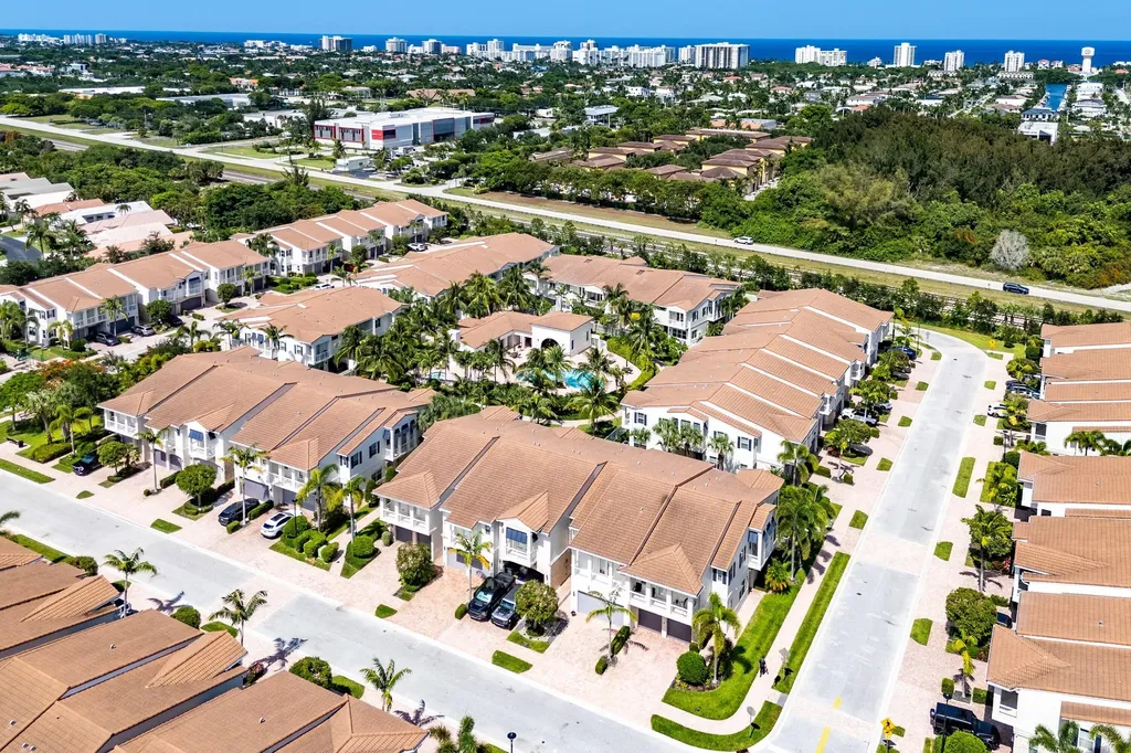 100 NW 69th Circle Boca Raton FL 33487