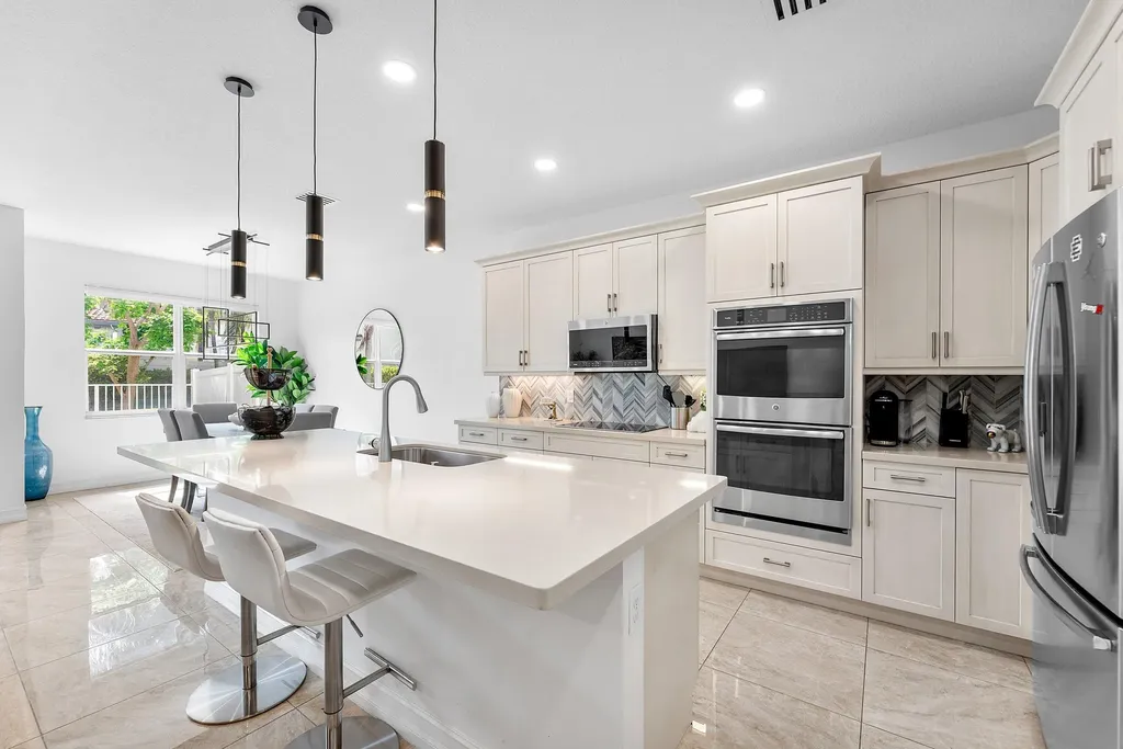 100 NW 69th Circle Boca Raton FL 33487