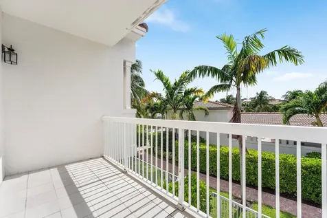 100 NW 69th Circle Boca Raton FL 33487