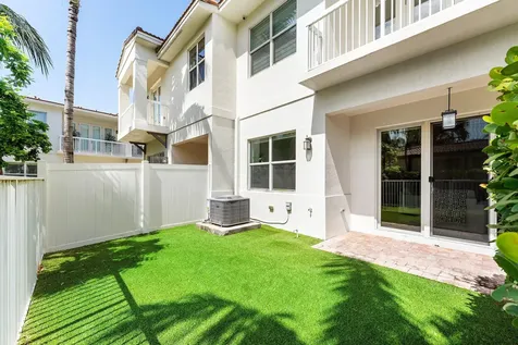 100 NW 69th Circle Boca Raton FL 33487