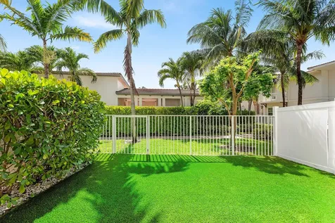 100 NW 69th Circle Boca Raton FL 33487